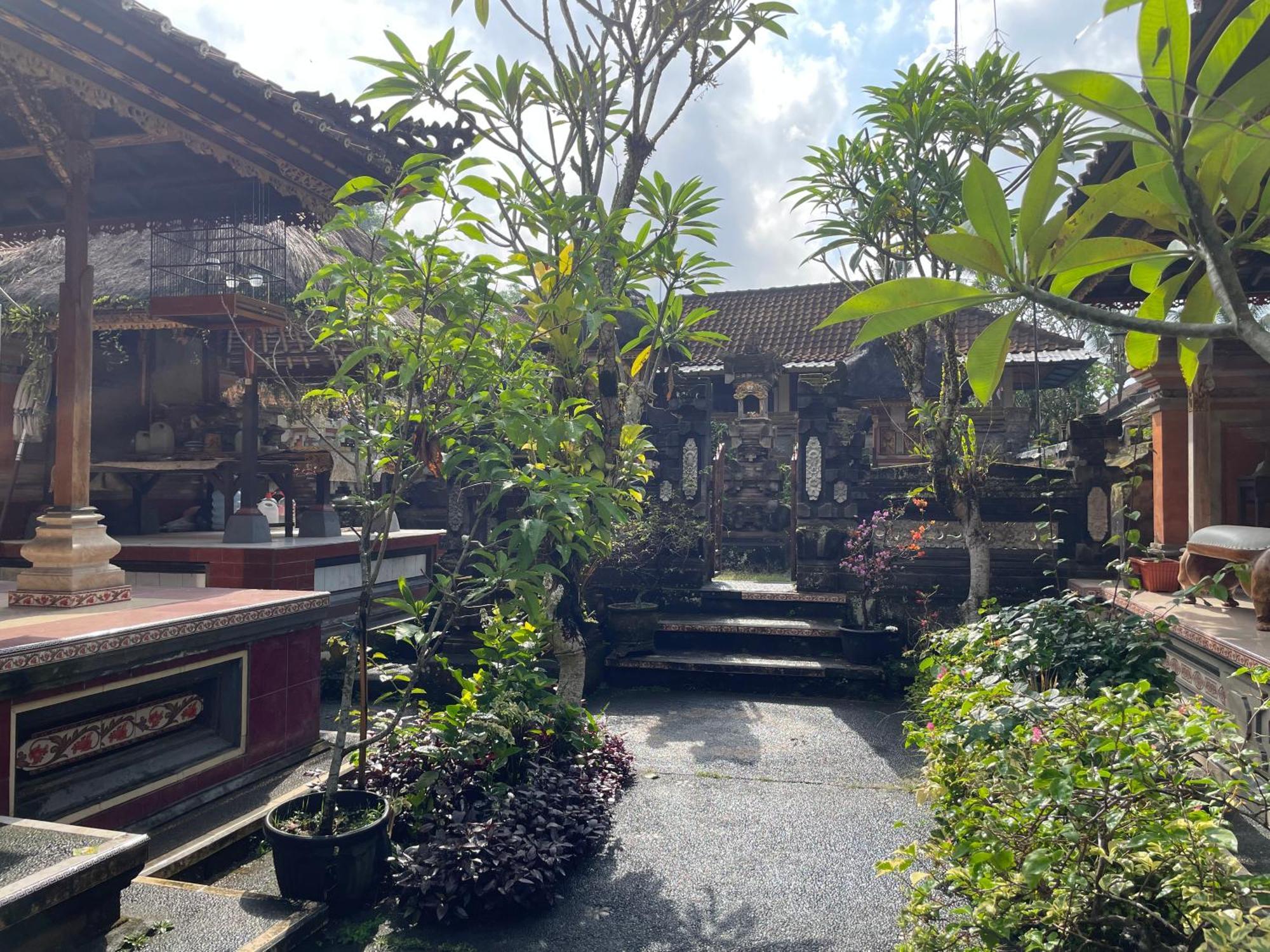 Ubud Tri Upasedana House 2 Hotel Tegallalang  Exterior photo